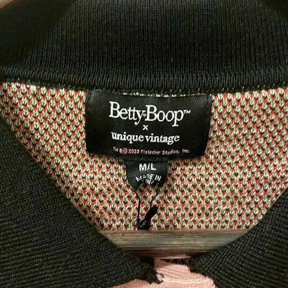 BETTY BOOP Sweater‎ and Crossbody Purse - Picture 7 of 7